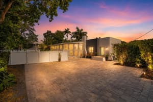 11144 NE 8th Ct, Biscayne Park, FL 33161, - MLS#A12020455