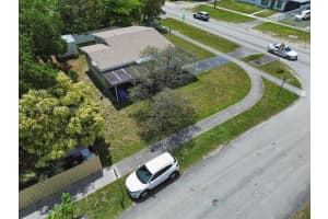 5761 41st Street, West Park, FL 33023 - MLS#A12020526
