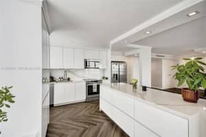 230 174th St APT 2112, Sunny Isles Beach, FL 33160, - MLS#A12020533