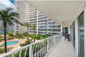 7601 E Treasure Dr APT 623, North Bay Village, FL 33141, - MLS#A12020551