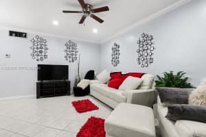 2219 Polk St APT 5A, Hollywood, FL 33020, - MLS#A12020556