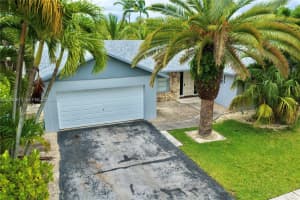 11541 SW 97th St, Miami, FL 33176, - MLS#A12020613