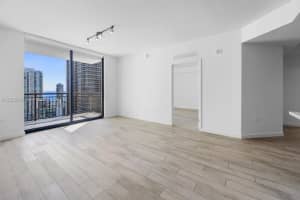 999 SW 1st Ave APT 2911, Miami, FL 33130, - MLS#A12020614