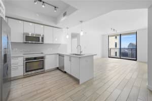 999 SW 1st Ave APT 2911, Miami, FL 33130, - MLS#A12020614