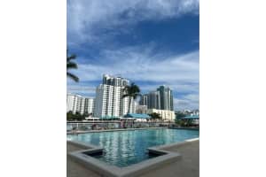 800 Parkview Dr APT 406, Hallandale Beach, FL 33009, - MLS#A12020624