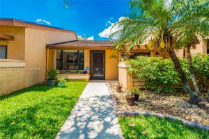 828 NW 79th Terrace, Plantation, FL 33324, - MLS#A12020683