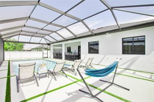836 Ne 6th Pl, Cape Coral