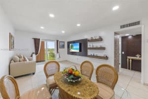 440 E 23rd St APT 1405, Hialeah, FL 33013, - MLS#A12020896