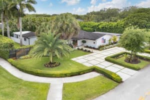 8200 SW 102nd St, Miami, FL 33156, - MLS#A12020948