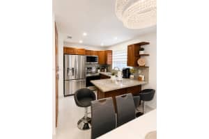 401 SW 109th Ave APT 14, Miami, FL 33174, - MLS#A12020962