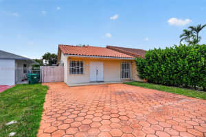 9113 SW 9th Terrace A, Miami, FL 33174, - MLS#A12020983