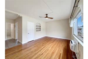 965 Bay Dr #4, Miami Beach, FL 33141, - MLS#A12021038