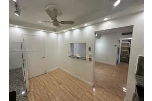 1470 NE 125th Terrace APT 412, North Miami, FL 33161, - MLS#A12021039