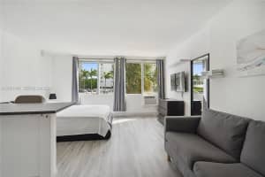 6484 Indian Creek Dr 109, Miami Beach