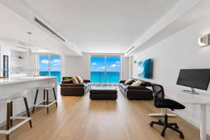 2457 Collins Ave APT 1703, Miami Beach, FL 33140, - MLS#A12021065