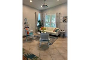16350 SW 11th St, Pembroke Pines, FL 33027, - MLS#A12021074