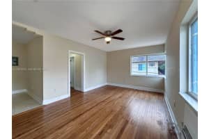 965 Bay Dr #8, Miami Beach, FL 33141, - MLS#A12021079