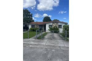 8835 Sw 27th St, Miami