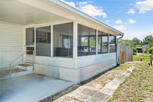 7717 SE Swan Ave, Hobe Sound, FL 33455, - MLS#A12021096