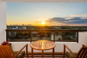 2555 Collins Ave 1106, Miami Beach
