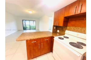 B, 8290 Lake Dr APT 130, Doral, FL 33166, - MLS#A12021257