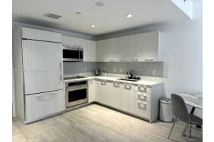 45 SW 9th St Apt 3107, Miami, FL 33130, - MLS#A12021363