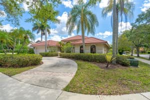 1051 Deerpath Ct, Weston, FL 33326, - MLS#A12021378