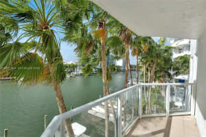 5900 Collins Ave APT 408, Miami Beach, FL 33140, - MLS#A12021392