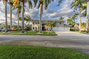 19361 NW 8th St, Pembroke Pines, FL 33029, - MLS#A12021410