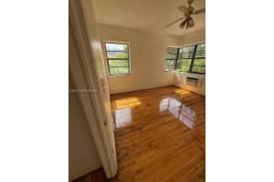 987 Bay Dr #1, Miami Beach, FL 33141, - MLS#A12021411