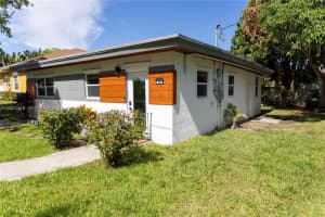 250 NW 14th Way, Dania Beach, FL 33004, - MLS#A12021428