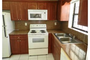 6020 Shaker Wood Cir APT 105, Tamarac, FL 33319, - MLS#A12021435