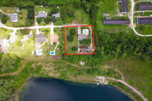 10646 Barn Rd, Lake Worth