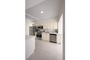 7707 Hawthorne Ave, Miami Beach, FL 33141, - MLS#A12021471