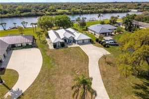 1261 Riverbend Dr, LABELLE 1261 Riverbend Dr, LABELLE