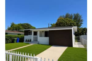 840 Nw 67th St, Miami 840 Nw 67th St, Miami