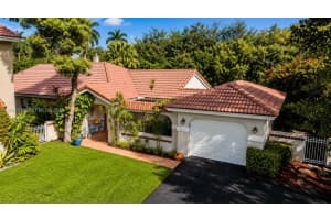 1327 Seagrape Cir, Weston