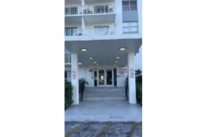 16465 NE 22nd Ave APT 405, North Miami Beach, FL 33160, - MLS#A12021570