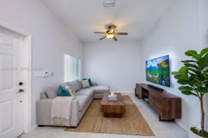 2343 SE 16th Pl, Homestead, FL 33035, - MLS#A12021589