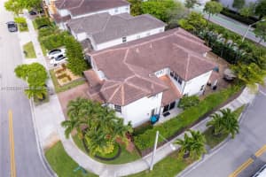 11530 NW 82nd Terrace, Doral, FL 33178, - MLS#A12021617