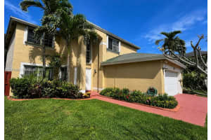 8801 SW 9th Ct, Pembroke Pines, FL 33025, - MLS#A12021665