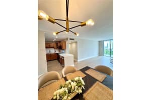 2851 Ne 183rd St 1607e, Aventura