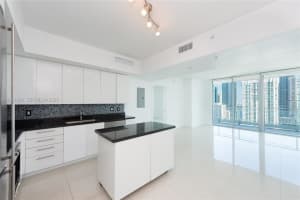 92 SW 3rd St APT 2812, Miami, FL 33130, - MLS#A12021698