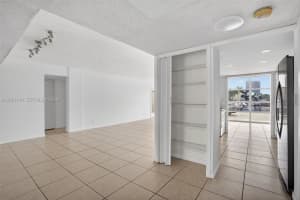 Building 3, 2000 Atlantic Shores Blvd APT 120, Hallandale Beach, FL 33009, - MLS#A12021744