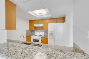 1690 SW 27th Ave APT 805, Miami, FL 33145, - MLS#A12021807