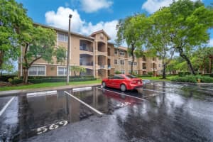 11650 SW 2nd St, Pembroke Pines, FL 33025, - MLS#A12021837