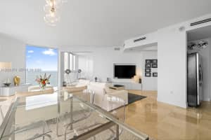 7330 Ocean Terrace, Miami Beach, FL 33141 - MLS#A12021873