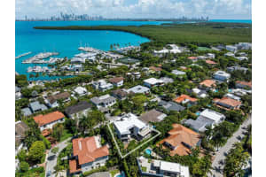 238 Buttonwood Dr, Key Biscayne, FL 33149, - MLS#A12021891