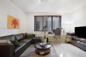 540 Brickell Key Dr APT 308, Miami, FL 33131, - MLS#A12022026