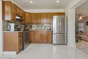 120 W 50th St, Hialeah, FL 33012, - MLS#A12022036